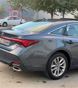 تويوتا أفالون